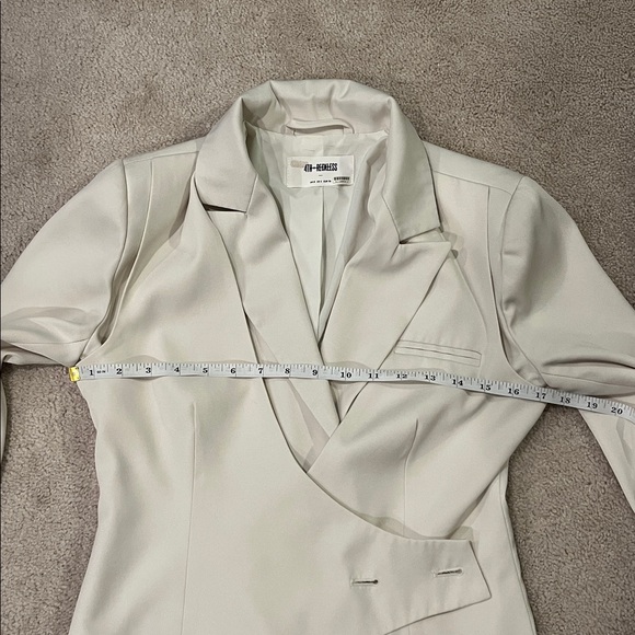 4th and reckless Elegant Cream Blazer Dress - Picture 8 of 9